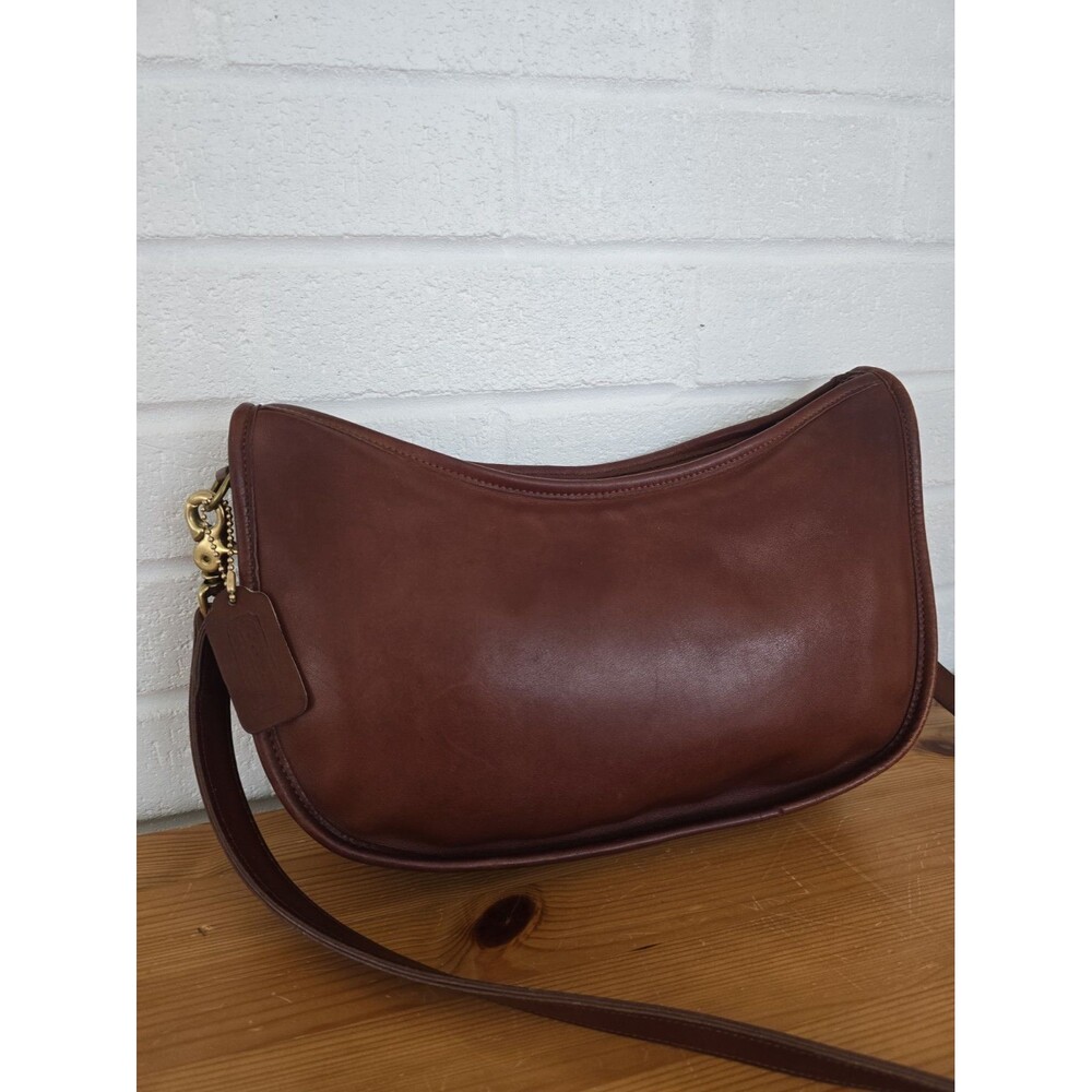 Vintage Coach Swinger Bag In Brown Leather Made In USA 80's Style